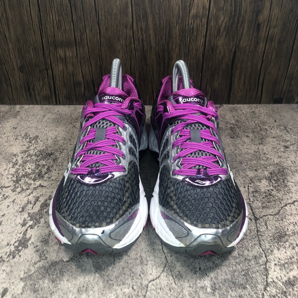 Women’s Saucony Triumph 11 Running Shoes - Picture 2 of 7